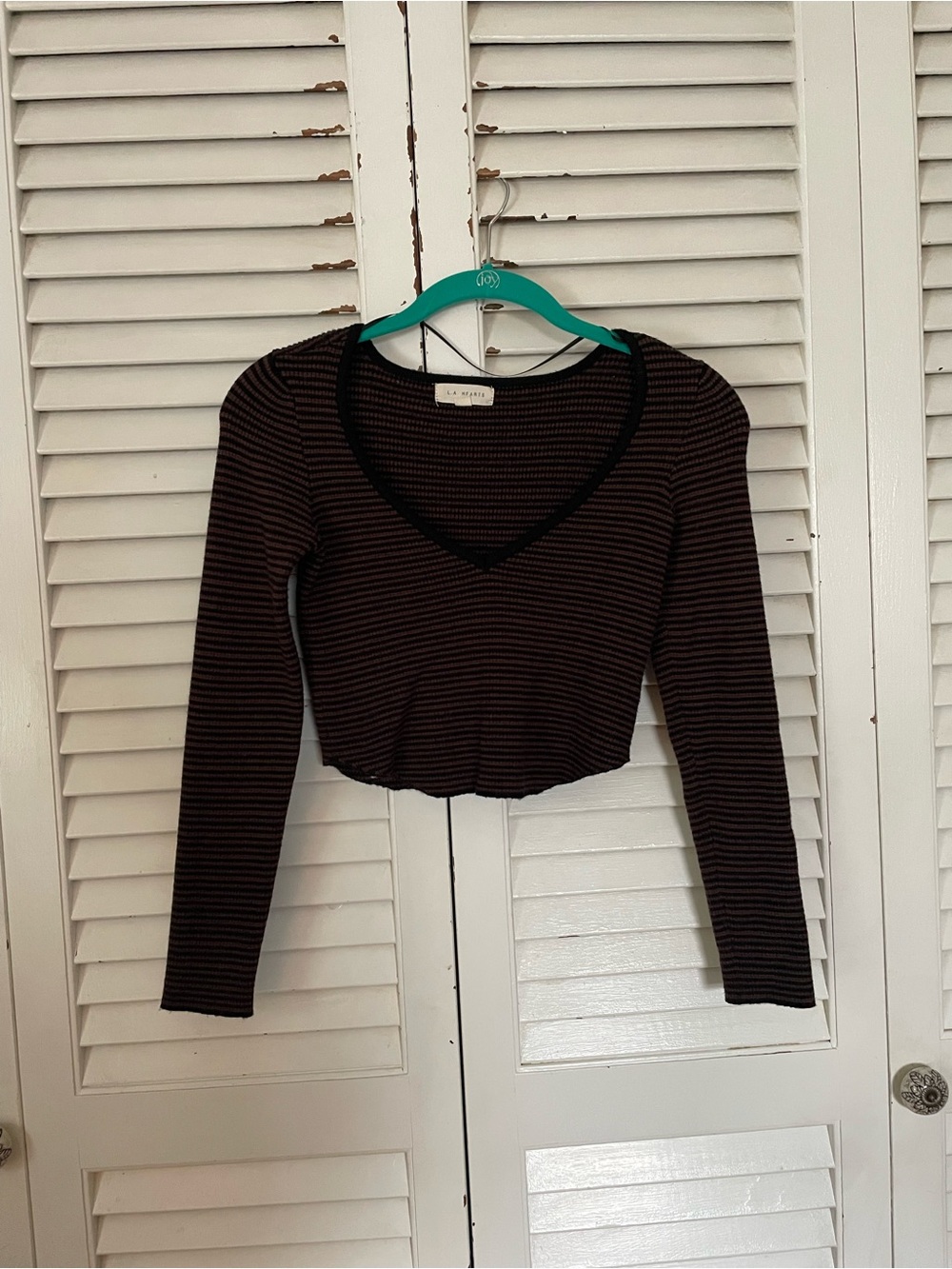 LA Hearts Cropped Long Sleeve